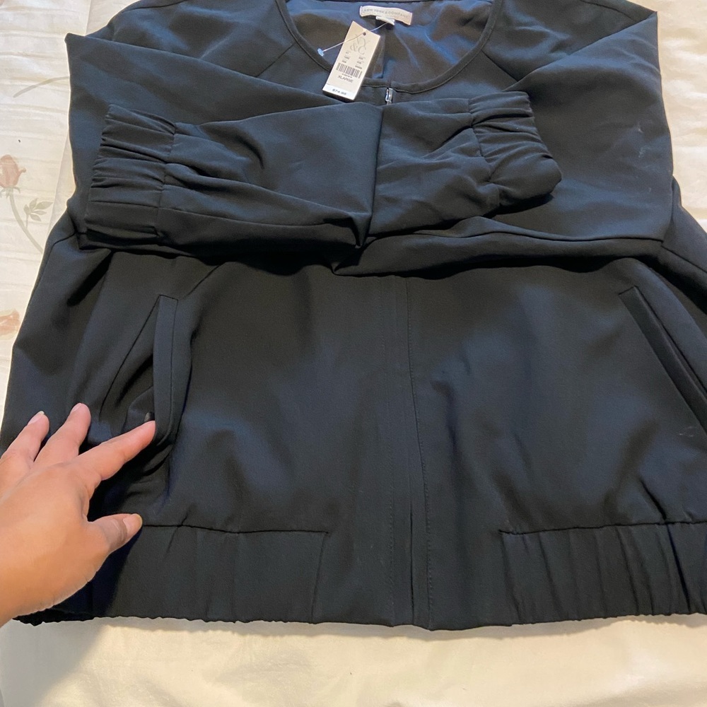 Jacket - Picture 3 of 4